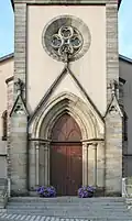 Église Saint-Pierre-ès-Liens.