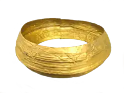 Reproduction d'un diadème ou collier en or (moulage), Tombe à char d'Apremont, VIe&nbsp;siècle&nbsp;av. J.-C.