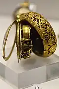 Montre avec platines et piliers en laiton, XVIe&nbsp;siècle.