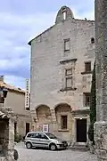 Musée Yves-Brayer aux Baux-de-Provence, dans l'hôtel des Porcelet construit au XVIe&nbsp;siècle.