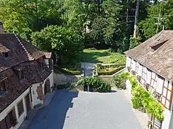 Vue sur les communs