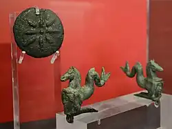 Appliques de bronze.