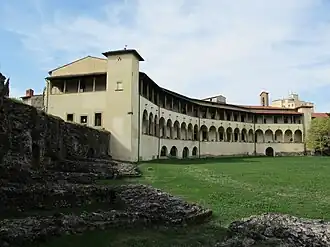 Le musée construit près des vestiges romains.