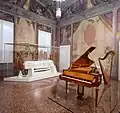 Chambre 8 - Livres de musique et instruments des XVIIIe et XIXe siècles
