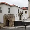 Entrée médiévale du musée.