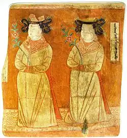 Deux princesses ouïghoures. Grotte 9, VIIIe-IXe s., peinture murale, 66&nbsp;×&nbsp;57&nbsp;cm. Grottes des « mille Bouddhas » de Bezeklik. Museum für Asiatische Kunst (Berlin).