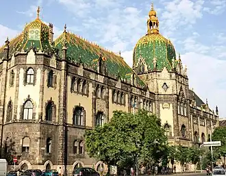 Musée des arts décoratifs de Budapest (inauguré en 1889)