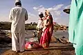 Un mariage dakhni (musulman) à Hampi. À noter la chevelure de la mariée, enveloppée sous des couches de gajras.