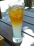 Le cocktail Arnold Palmer&nbsp;(en) est au centre du quatrième court-métrage de la série.