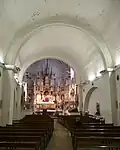 Nef romane et chœur du XVIIe&nbsp;siècle.