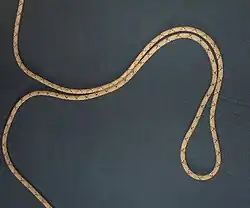 Créer une ganse.
