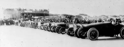 1922