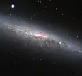NGC 7090 par le télescope spatial Hubble.