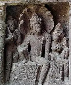Le dieu serpent Naga et sa parèdre à Ajantâ.