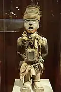 Nkisi nkondi (San Francisco De Young Museum).