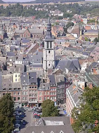 L'église Saint-Jean-Baptiste, au centre de Namur