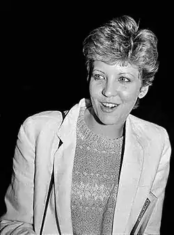 Nancy Allen(Anne Lewis)