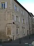 Immeuble au no&nbsp;50.