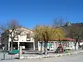 L'école primaire de la commune de Nant dite du « Roc nantais ».