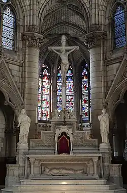 Maître-autel.
