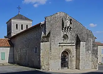 L'église Saint-Étienne de Nanteuil-de-Bourzac.