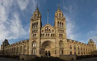 Musée d'histoire naturelle de Londres (1873-1880).
