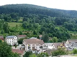 Vallée de la Rothaine et vestiges de l'industrie textile.