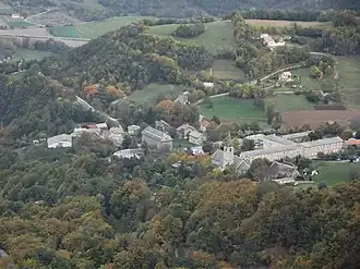 Notre-Dame du Laus vu du puy Maurel.