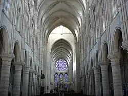 Intérieur.