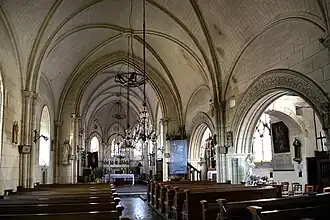 La nef de l'église Saint-Germain.