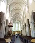 nef de l'église de Chasselay