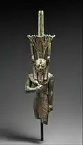 Néfertoum, portant un lotus comme couronne