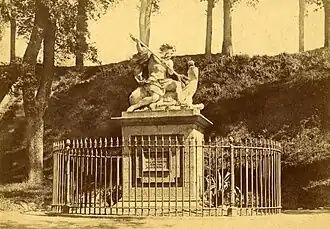 Neptune d'Antoine Coysevox sur le cours Dajot (transféré au musée du Louvre à la Libération).
