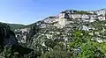 Le rocher de Cire dans les gorges de la Nesque.