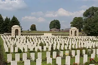 Le cimetière militaire britannique.