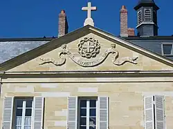 Le fronton.