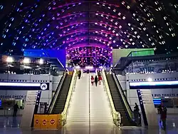 Intérieur de la gare.