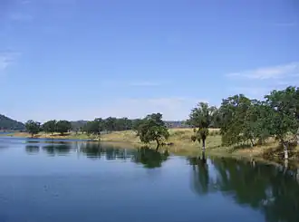 Image illustrative de l’article Lac New Melones