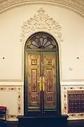 Une porte du palais.