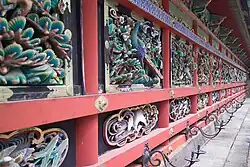 Reliefs sur la Yomei-mon (Nikkō).