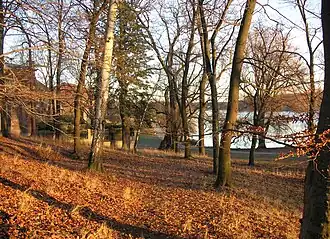 Le parc à l'est.