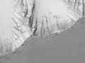 Strates vues sur les parois de Noctis Labyrinthus par Mars Global Surveyor.