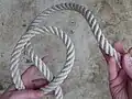 placer le courant derrière la boucle