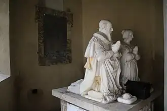 Le tombeau de Sully Classé MH (1862).