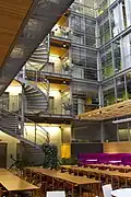 Intérieur.