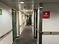 Coursives desservant les cabines à l'avant du pont 6.