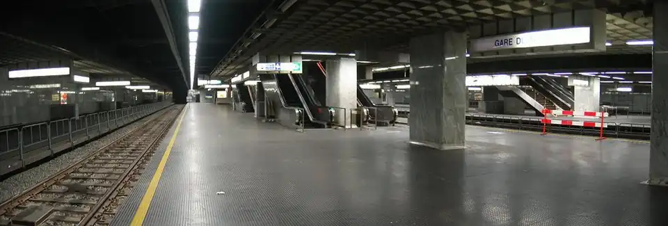 Photo panoramique de la station de prémétro en 2007.