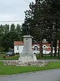 Le monument aux morts.