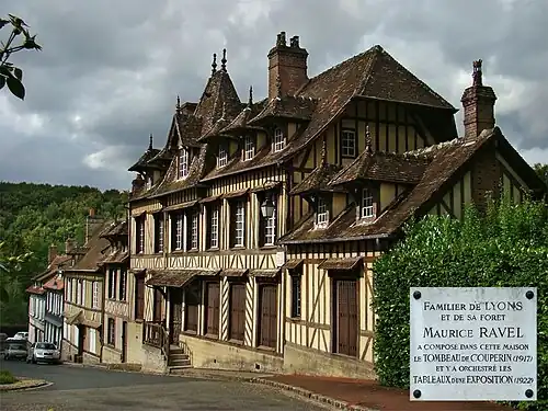 La maison où vécut Maurice Ravel à Lyons-la-Forêt.