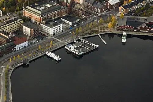 Le port du nord.